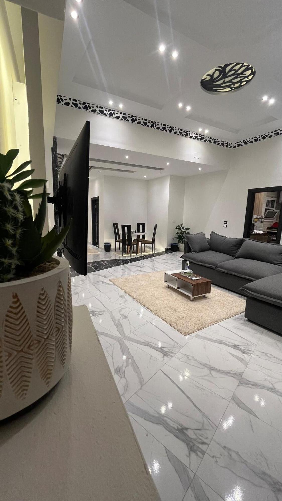 Apartment And Nile View Garden Area Kairo