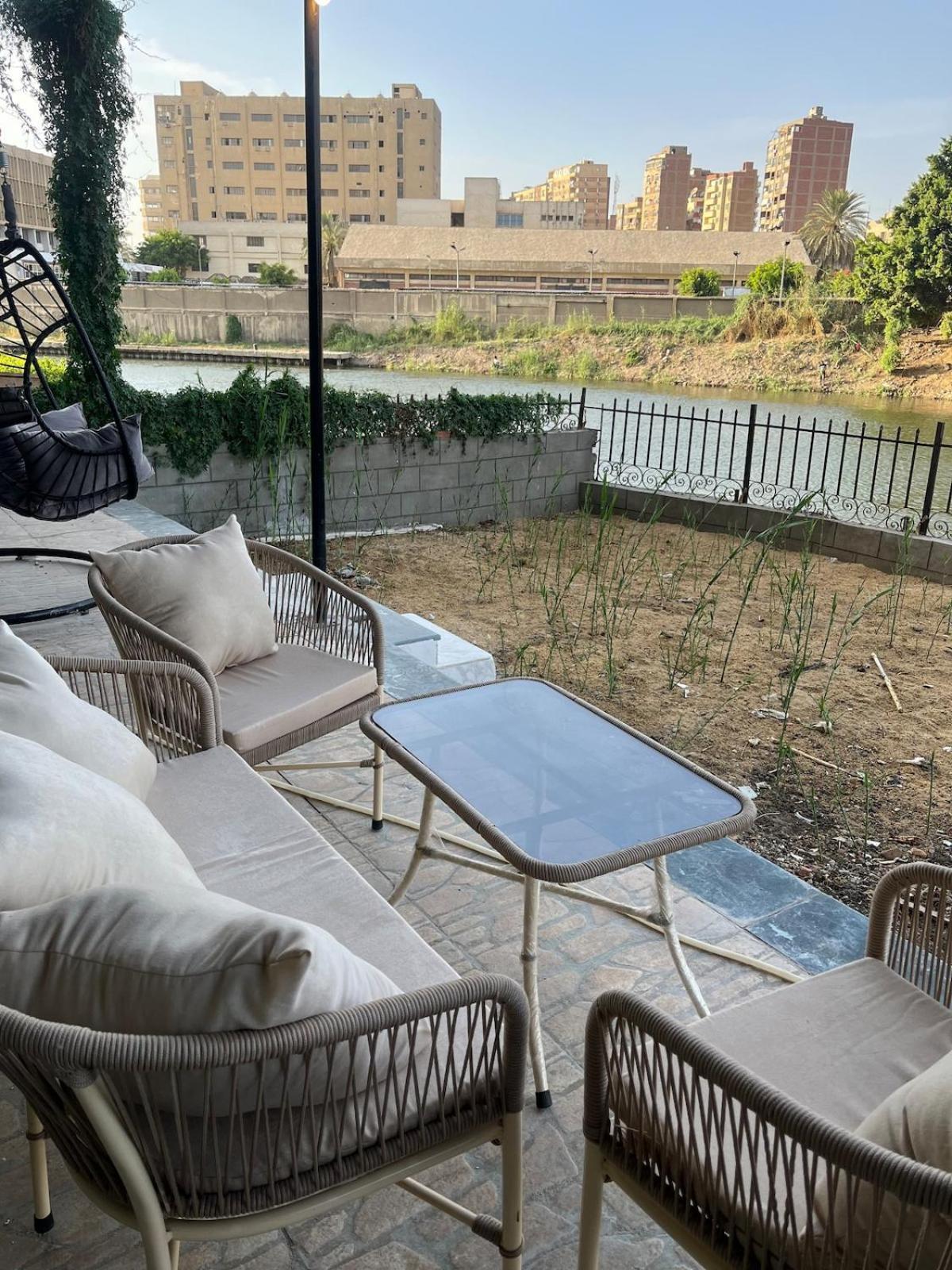 And Nile View Garden Area Apartment Kairo